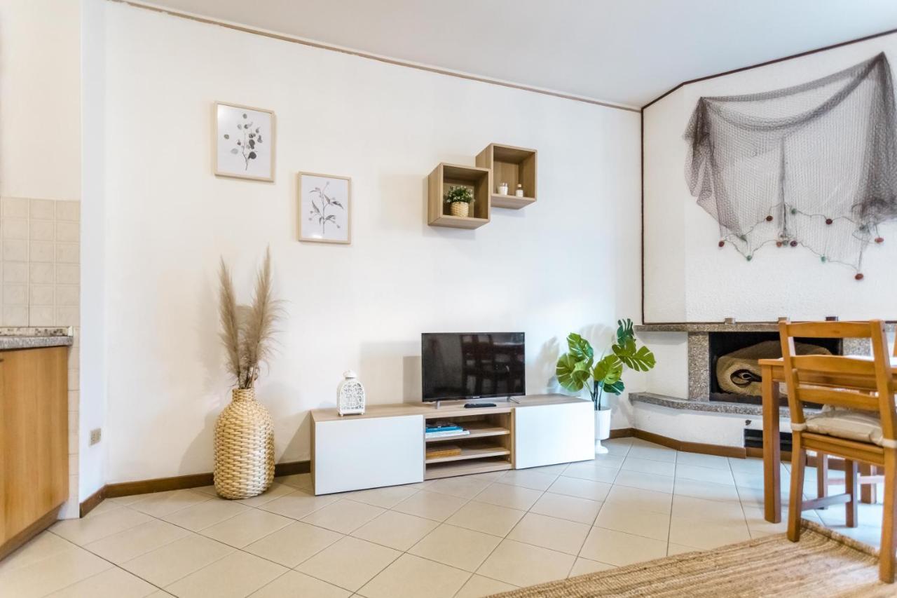 Lago Azzurro Apartment Varenna Kültér fotó